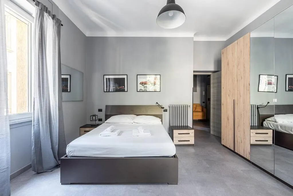 Renewed Apartment Tiepolo1 Milan